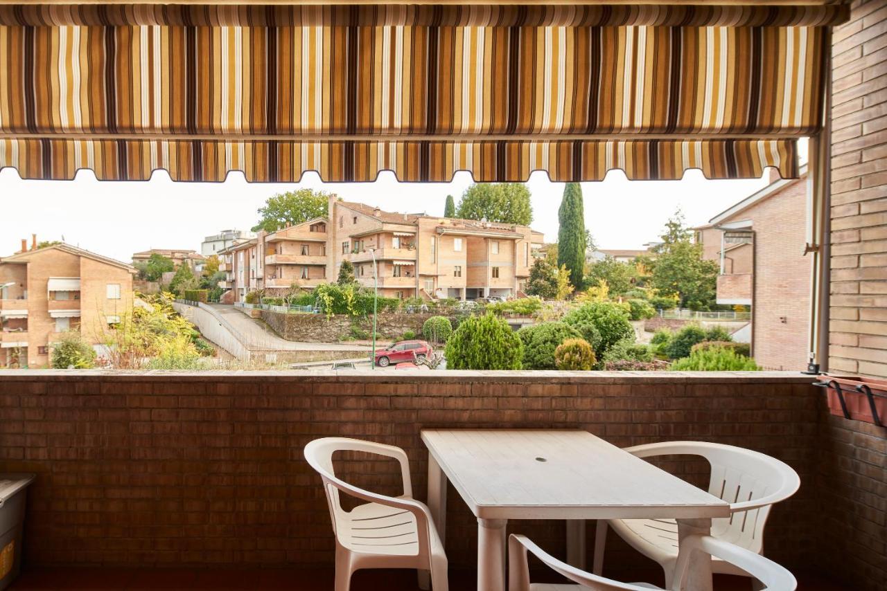 דירות Little Brick House On Siena Hills With Balconies מראה חיצוני תמונה